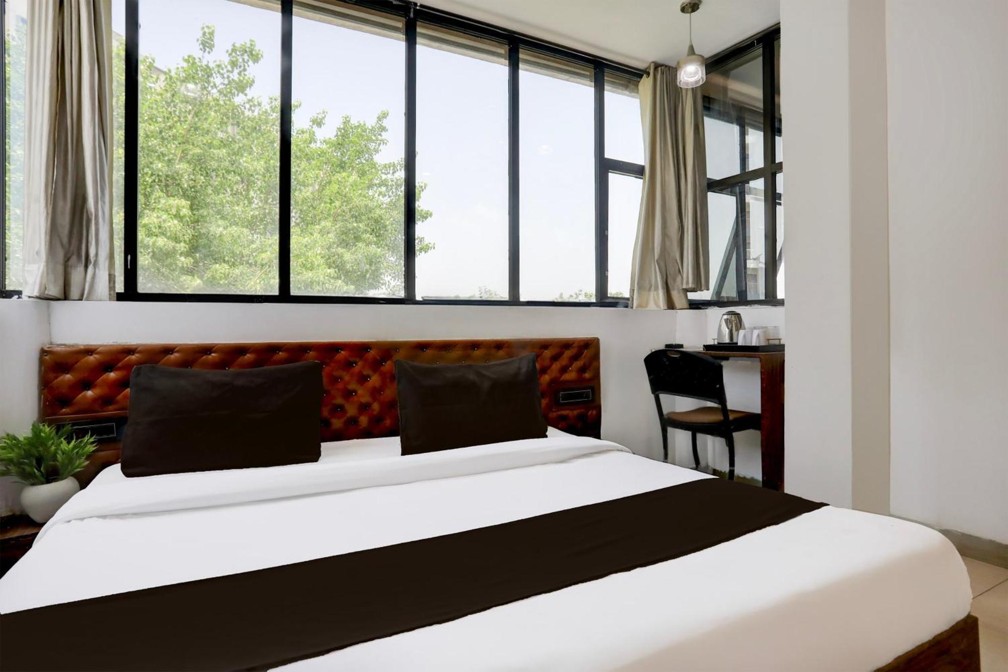 Super Hotel O Mp Nagar Near Rachna Tower Бхопал Экстерьер фото