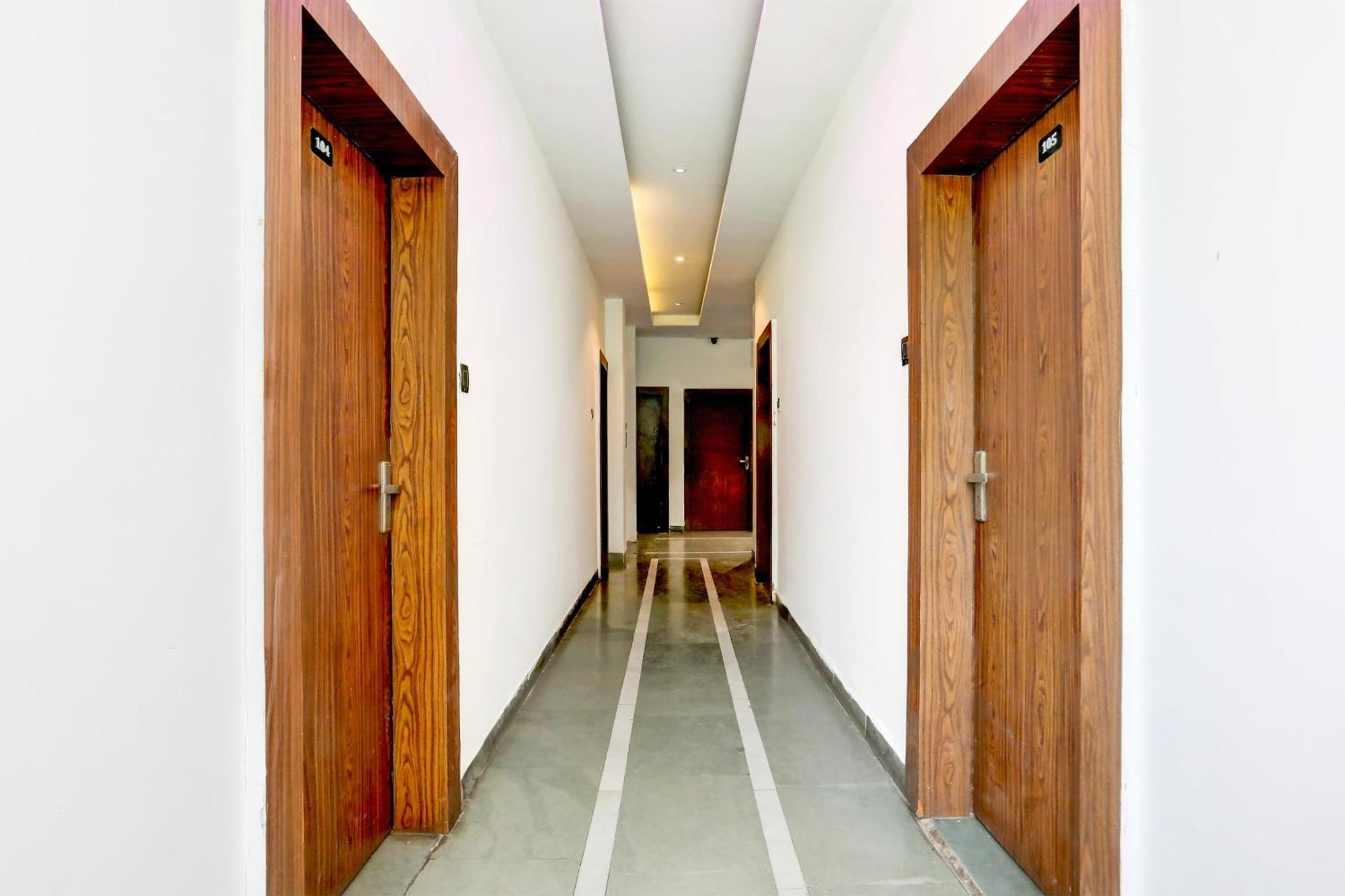 Super Hotel O Mp Nagar Near Rachna Tower Бхопал Экстерьер фото