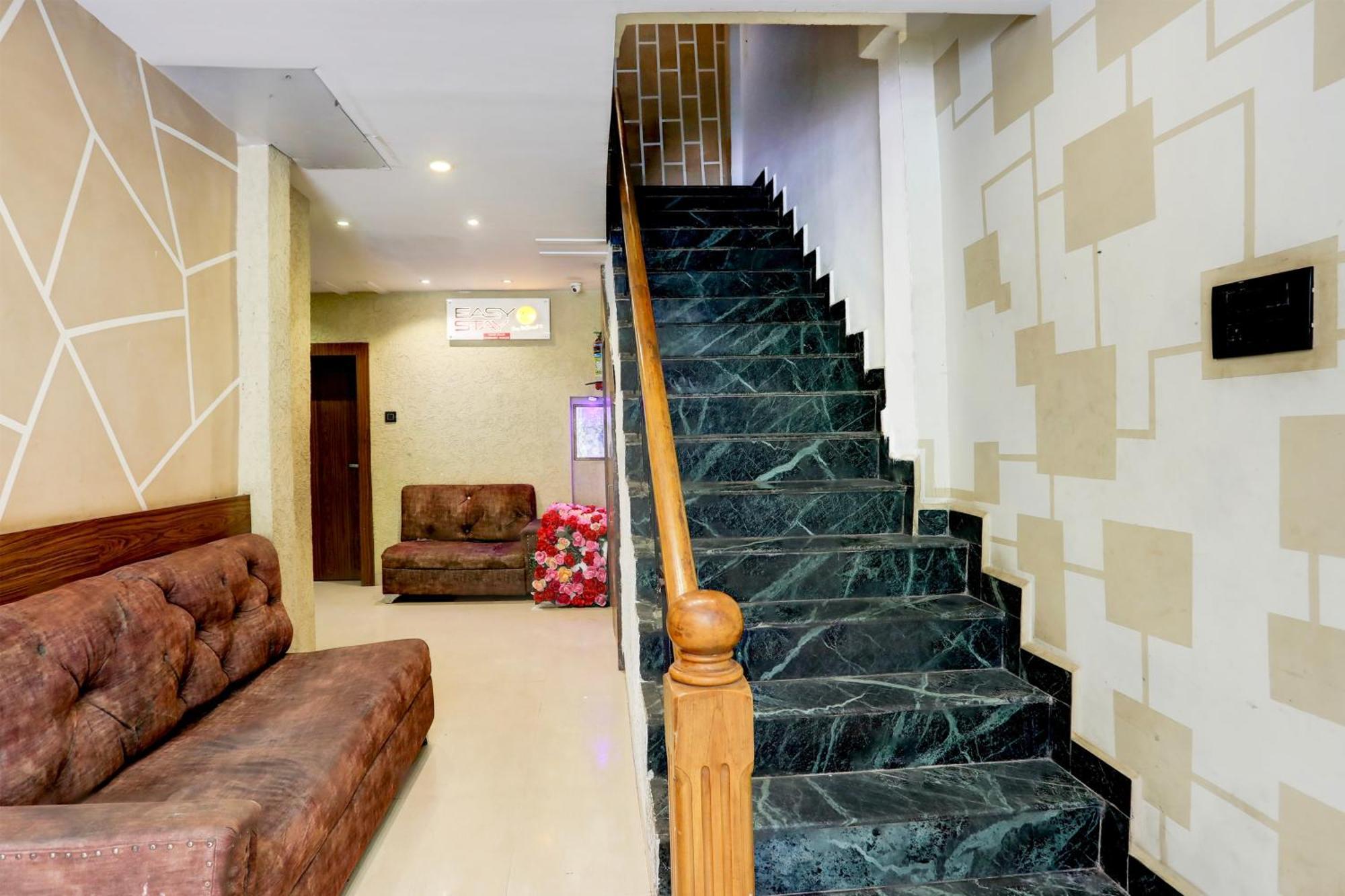 Super Hotel O Mp Nagar Near Rachna Tower Бхопал Экстерьер фото